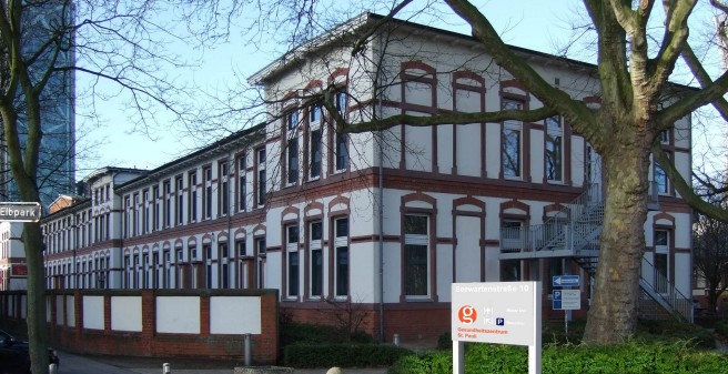 Teh traditional Hafenkrankenhaus